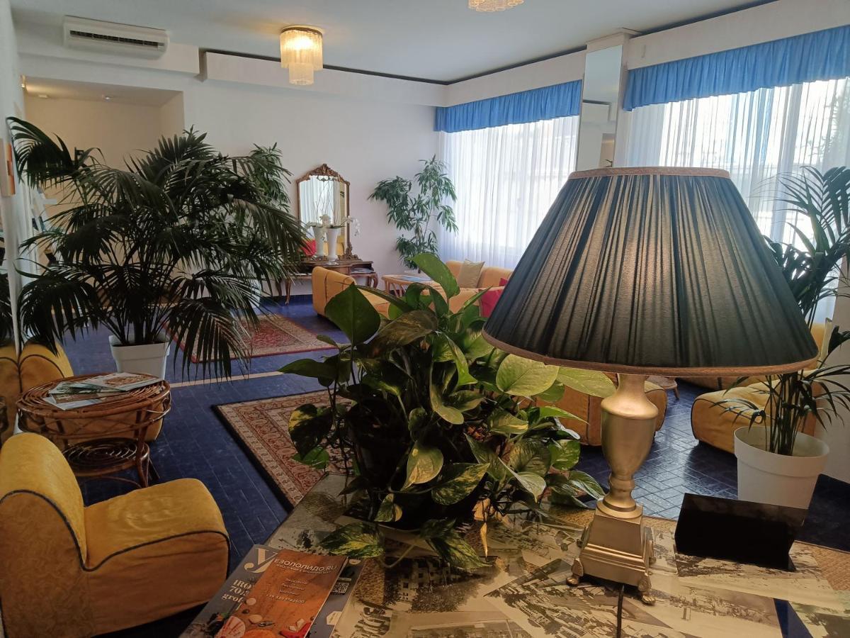 Hotel Arizona Lido di Jesolo Luaran gambar